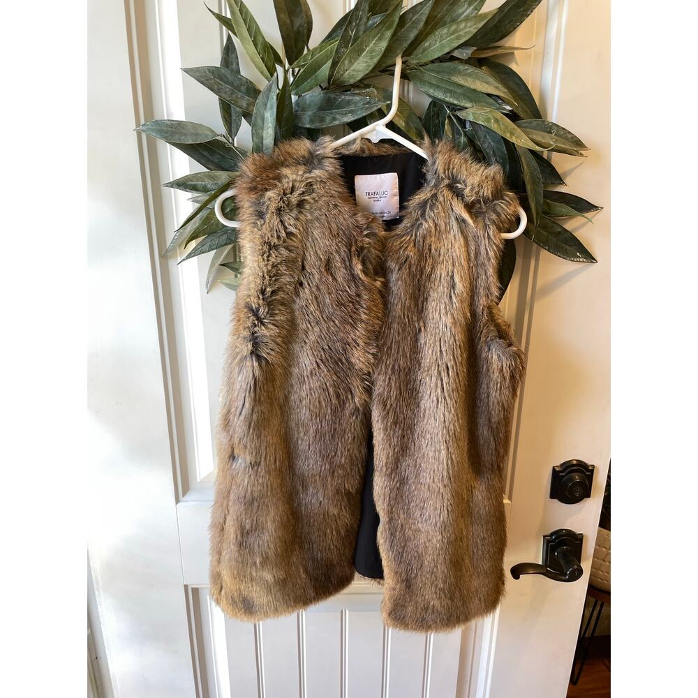 Zara Trafaluc brown faux fur vest women’s M
